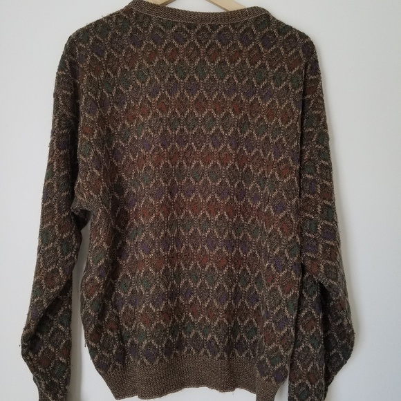Vintage brown sweater. - Picture 5 of 5